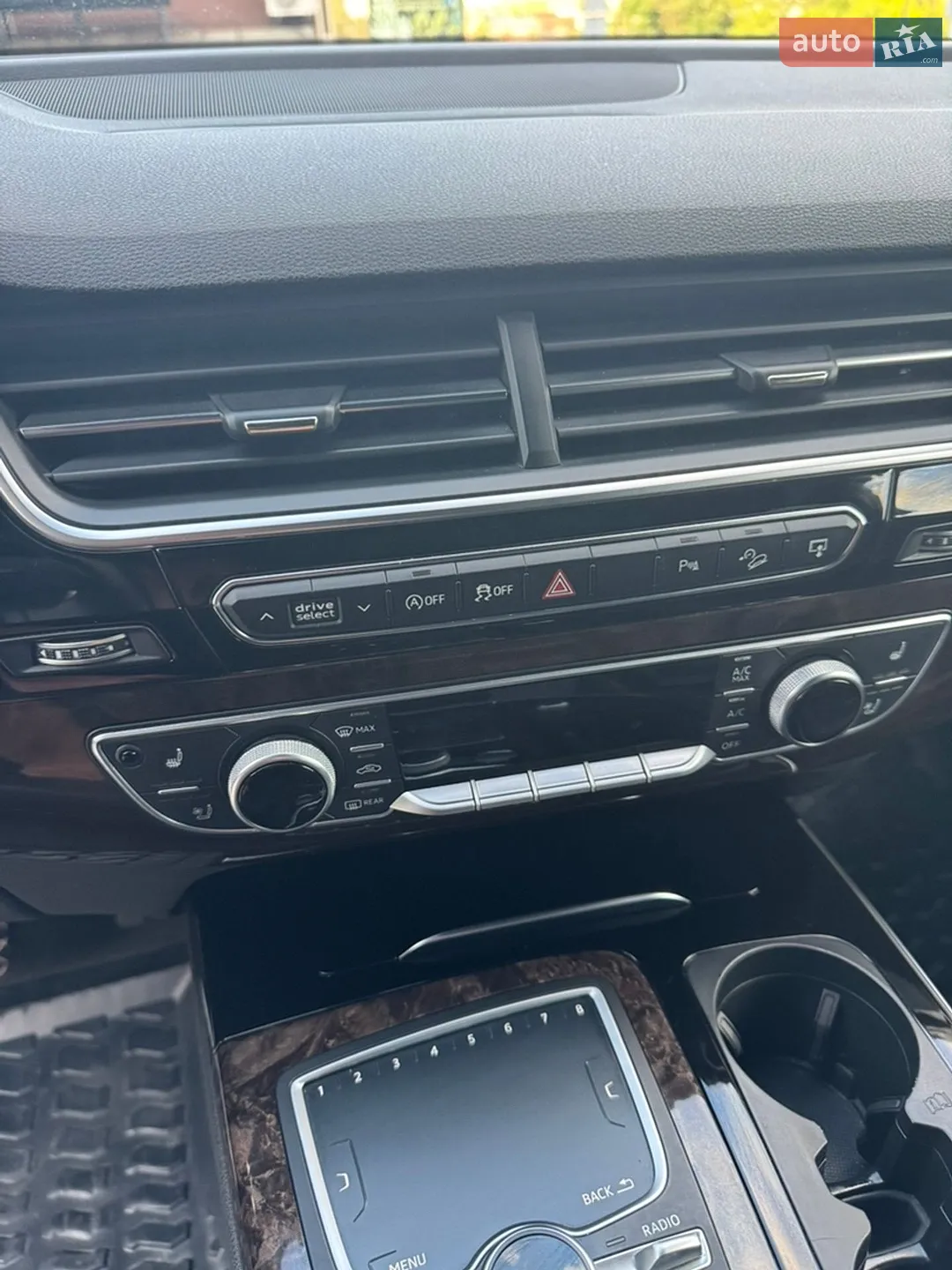 2016 Audi Q7 - мініатюра 27