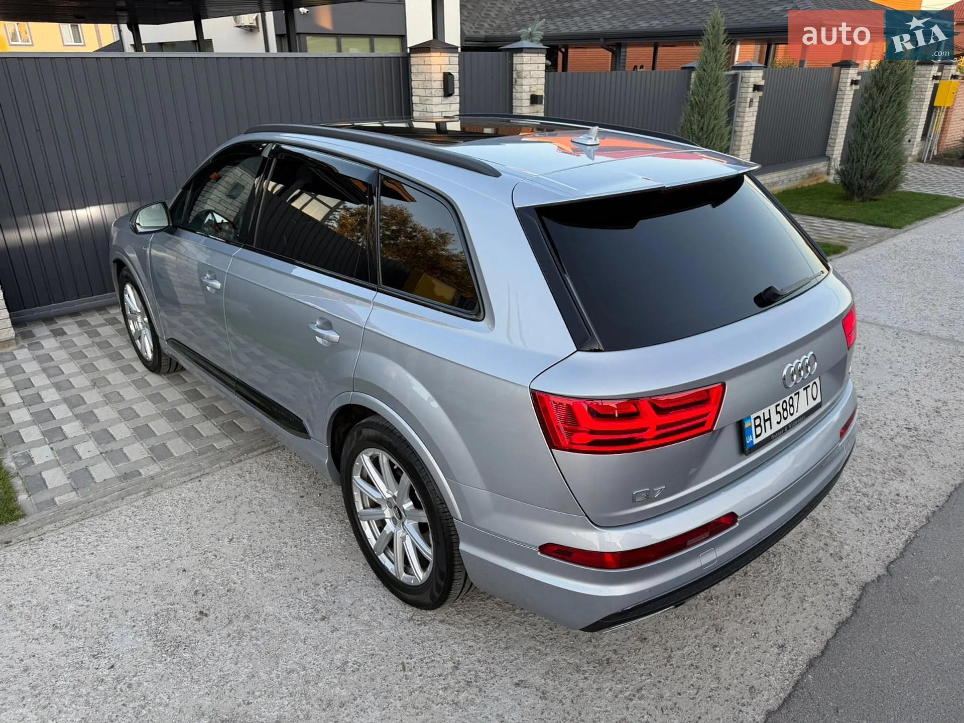 2019 Audi Q7 - мініатюра 13