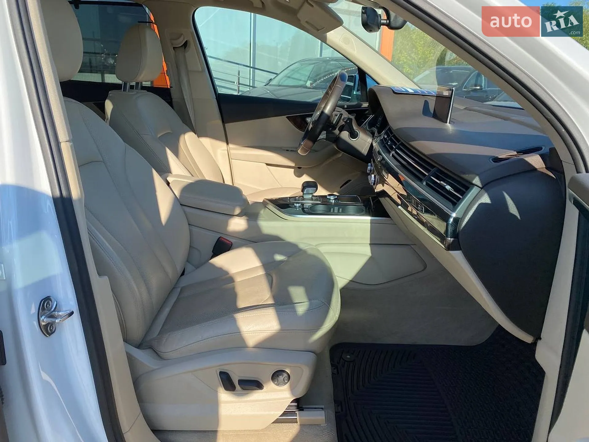 2018 Audi Q7 - мініатюра 28