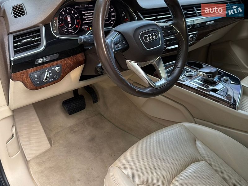 Внедорожник / Кроссовер Audi Q7 2016 в Ивано-Франковске
