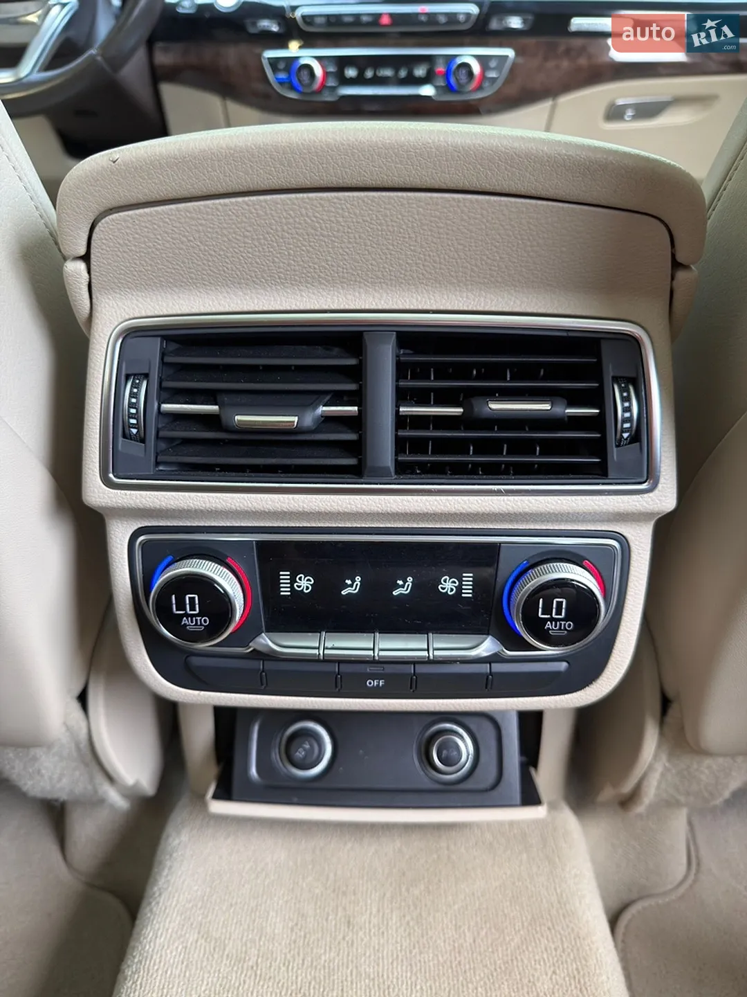 2016 Audi Q7 - мініатюра 28