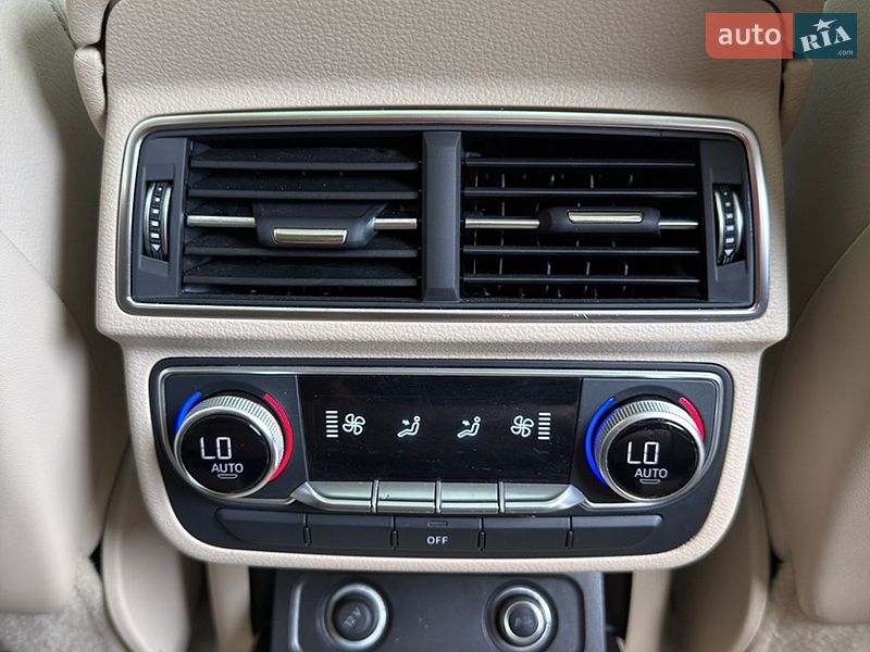Внедорожник / Кроссовер Audi Q7 2016 в Ивано-Франковске