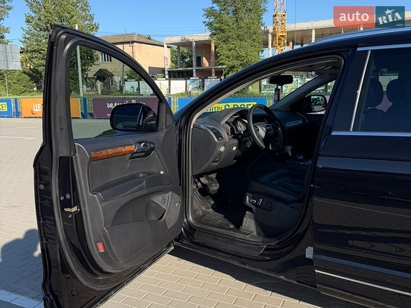 Позашляховик / Кросовер Audi Q7 2015 в Тернополі фото 17 Позашляховик / Кросовер Audi Q7 2015 в Тернополі