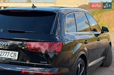 Позашляховик / Кросовер Audi Q7 2017 в Києві фото 17 Позашляховик / Кросовер Audi Q7 2017 в Києві