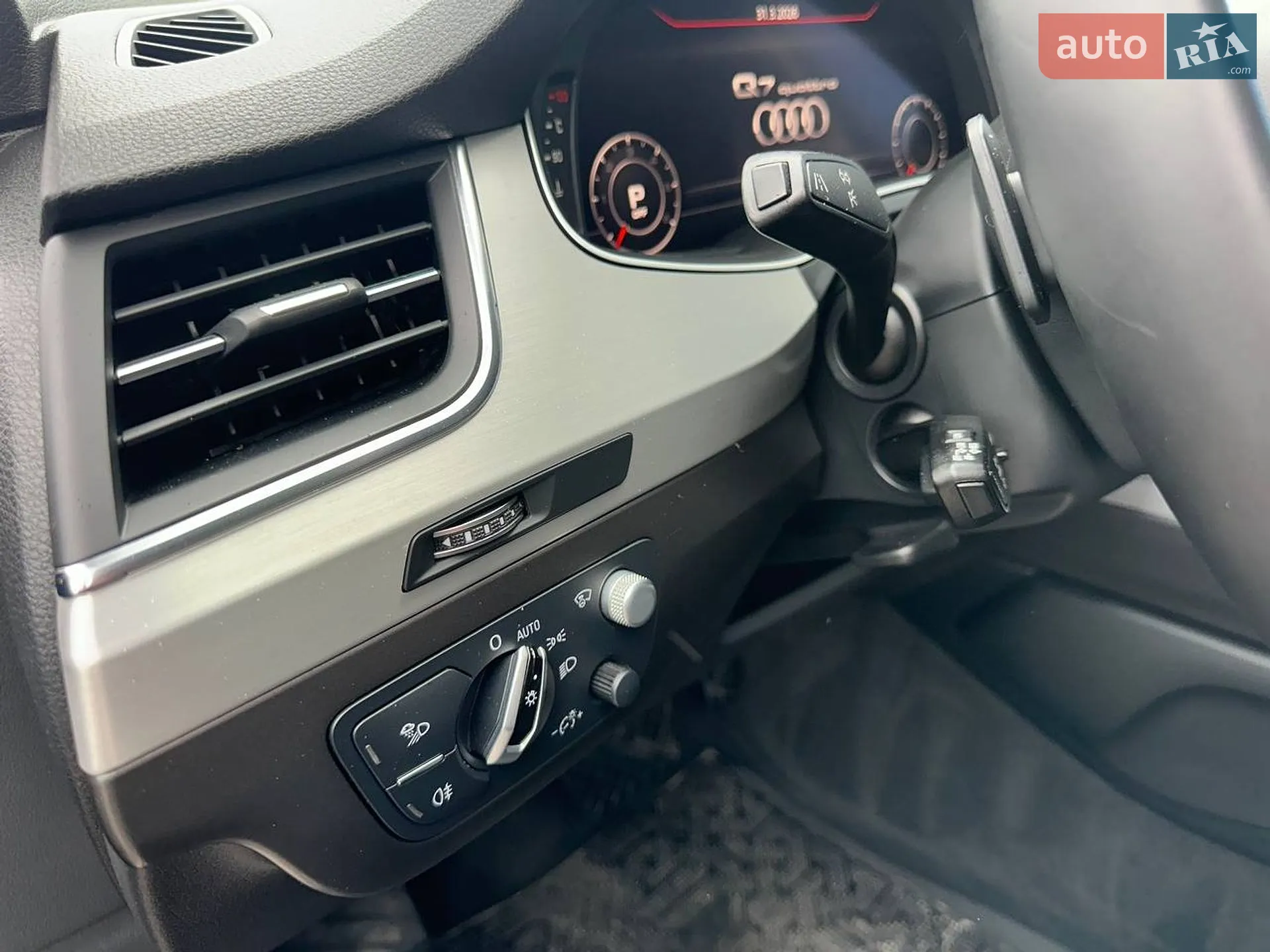 2016 Audi Q7 - мініатюра 16