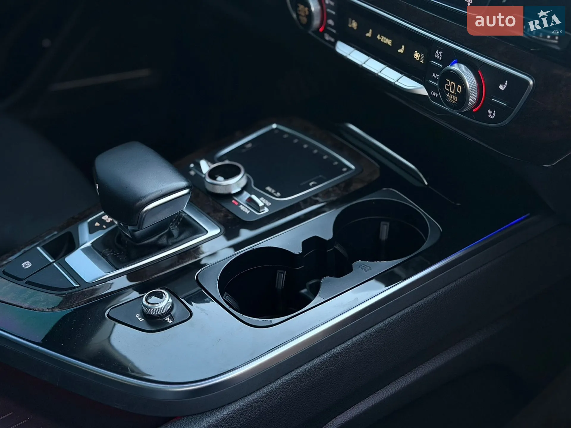 2016 Audi Q7 - мініатюра 28