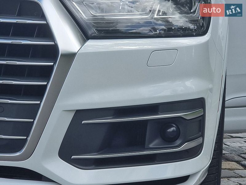 Внедорожник / Кроссовер Audi Q7 2017 в Киеве