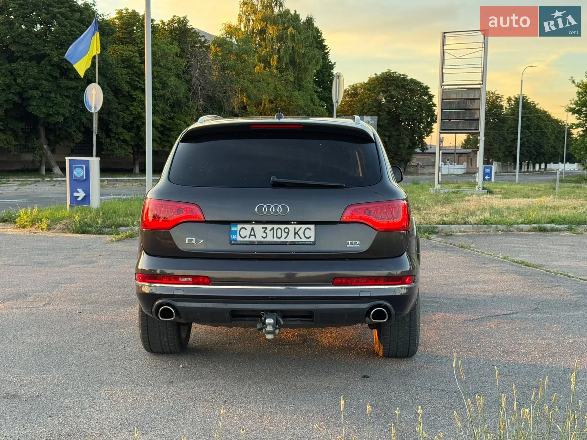 Audi Q7 2015 VIN WA1LMAFE2FD014939 фото оголошення 6 з 31