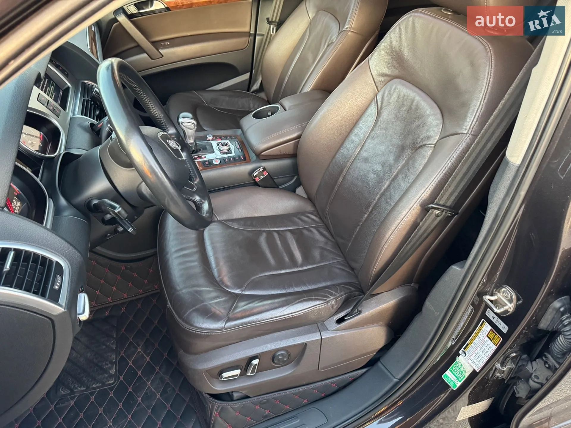 Audi Q7 2015 VIN WA1LMAFE2FD014939 фото оголошення 23 з 31