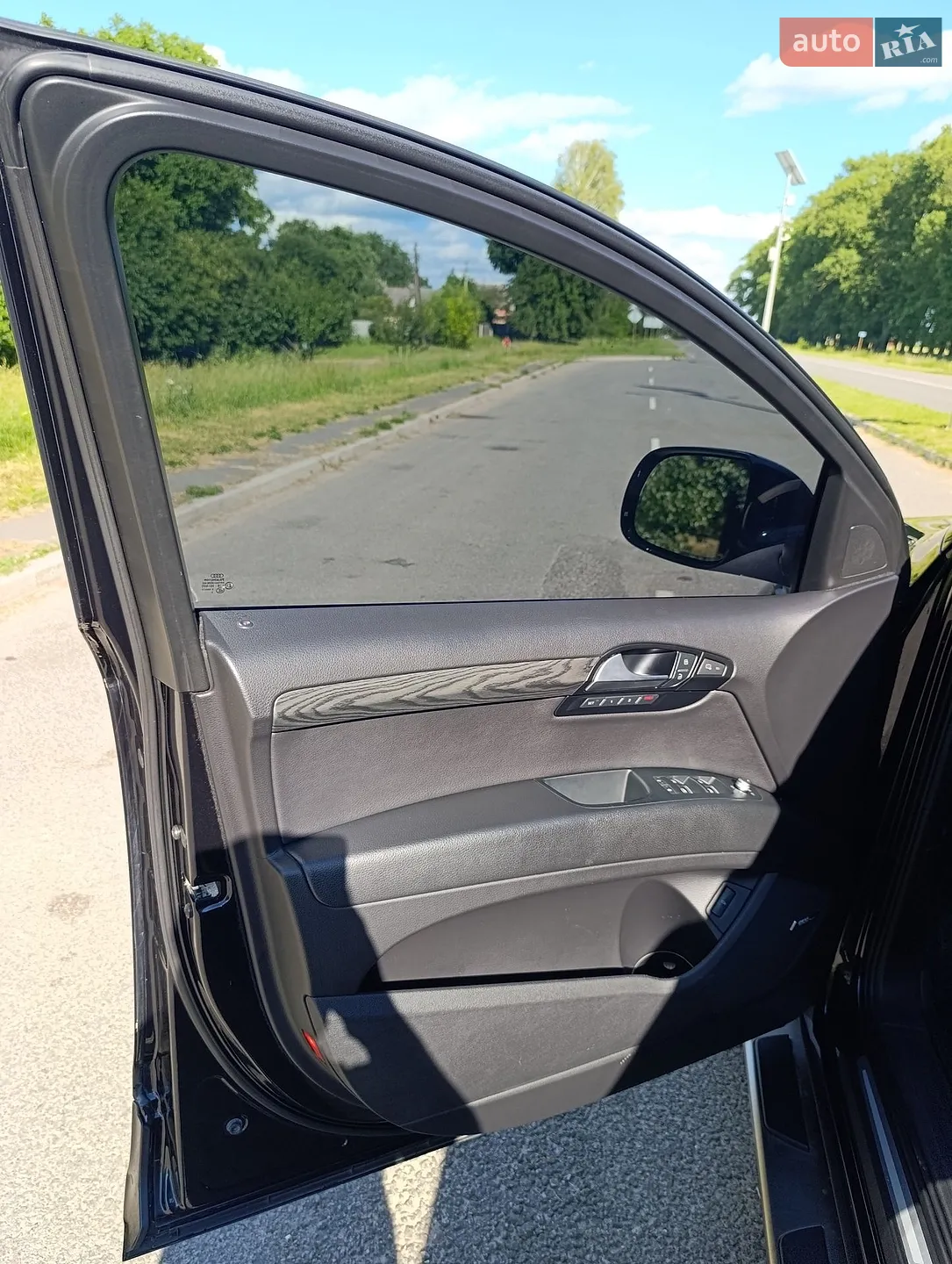 Audi Q7 2014 VIN WA1WMAFE3ED014167 фото оголошення 27 з 69