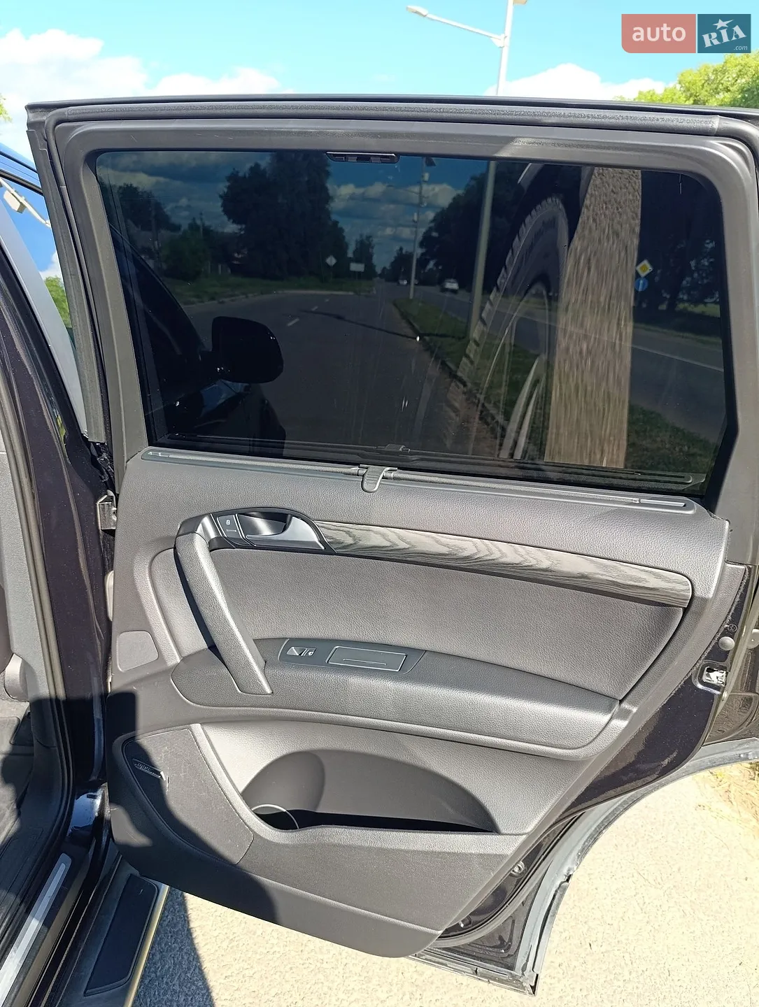 Audi Q7 2014 VIN WA1WMAFE3ED014167 фото оголошення 36 з 69