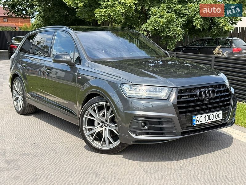 Внедорожник / Кроссовер Audi Q7 2016 в Дубровице