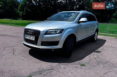Внедорожник / Кроссовер Audi Q7 2013 в Тростянце
