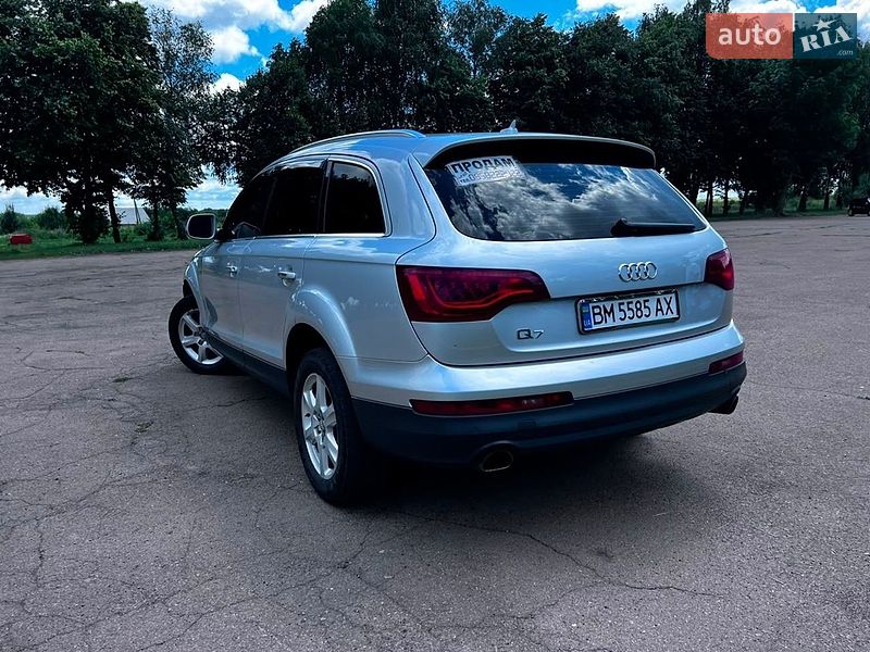Внедорожник / Кроссовер Audi Q7 2013 в Тростянце