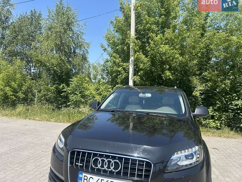 Внедорожник / Кроссовер Audi Q7 2014 в Городке