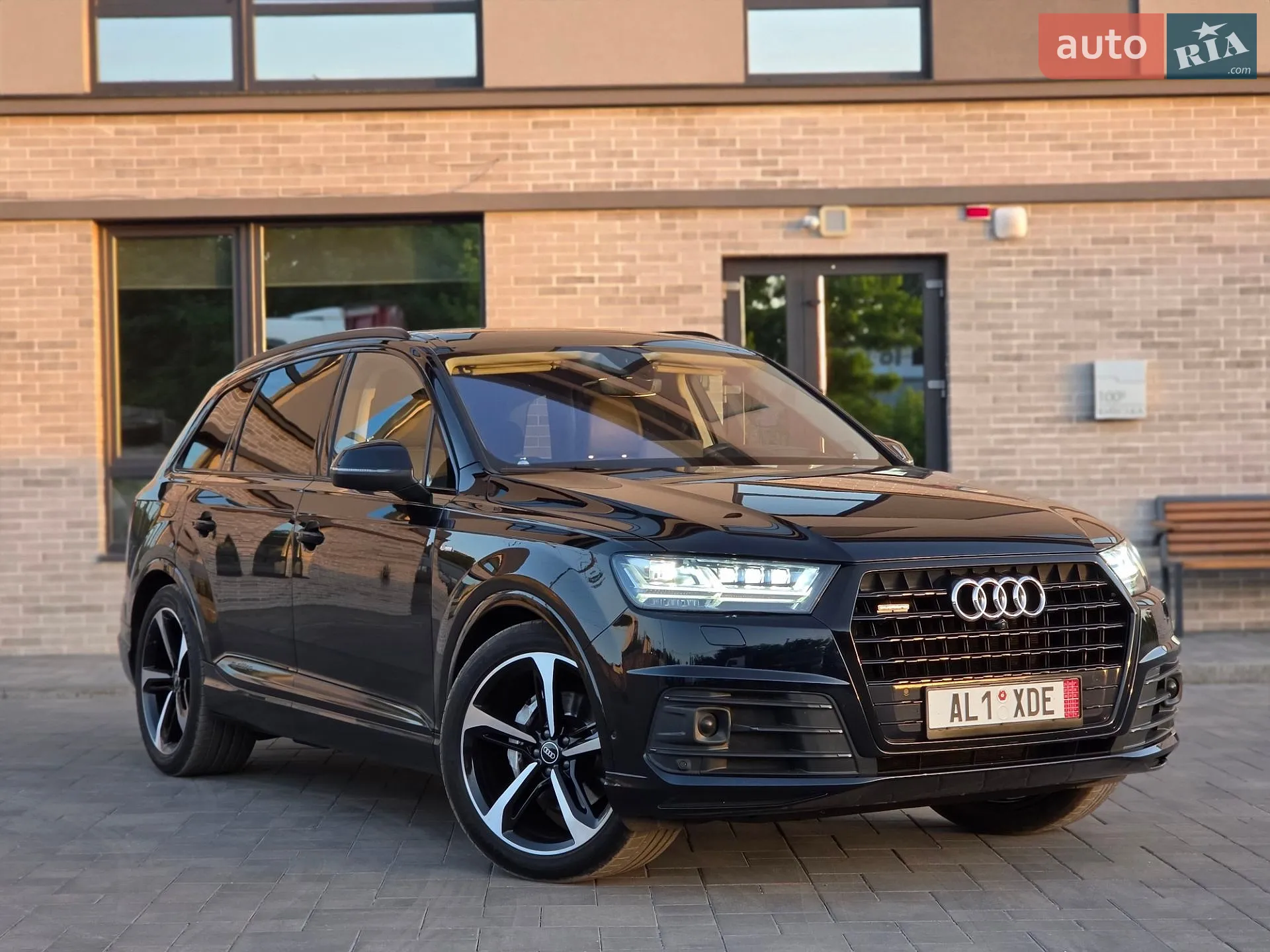 2017 Audi Q7 - фото 1