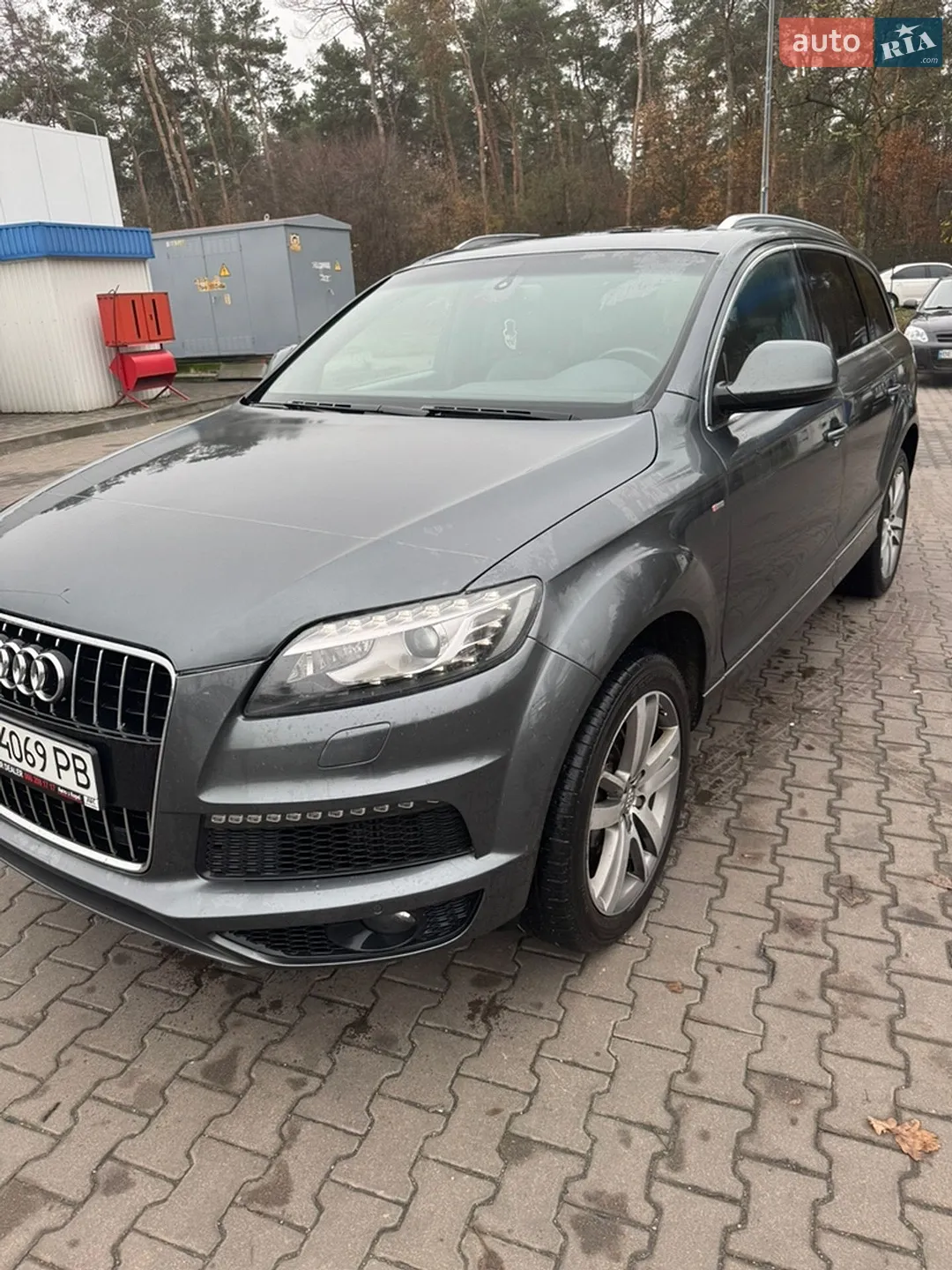 Audi Q7 2011 VIN WA1WMAFE1BD008766 фото оголошення 4 з 6