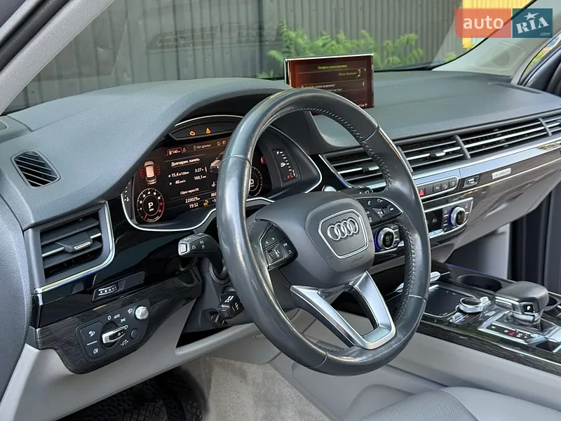 Audi Q7 2017 VIN WA1VAAF72JD011146 фото оголошення 50 з 118