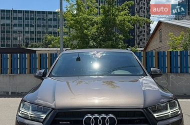 Внедорожник / Кроссовер Audi Q7 2017 в Киеве