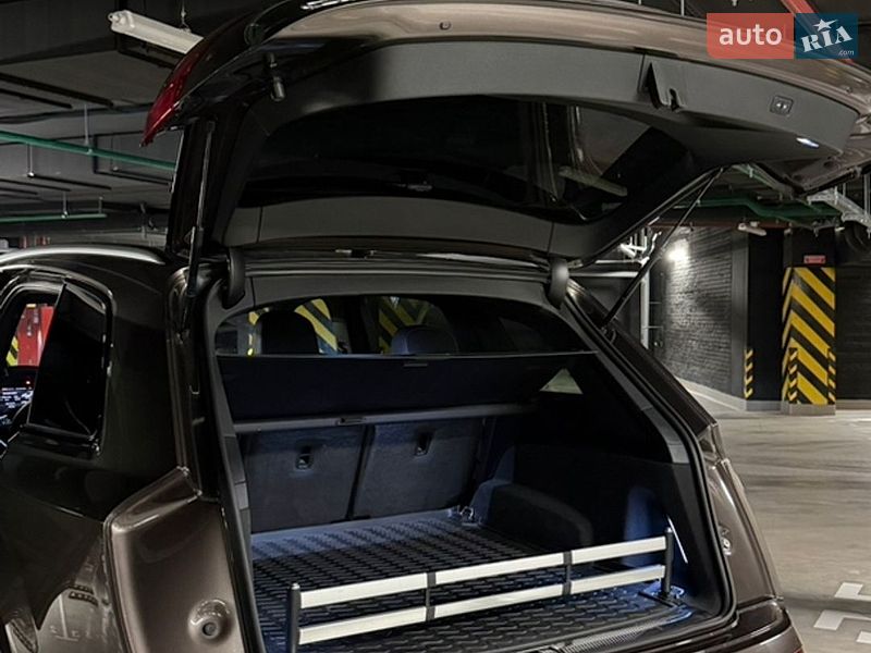 Внедорожник / Кроссовер Audi Q7 2017 в Киеве