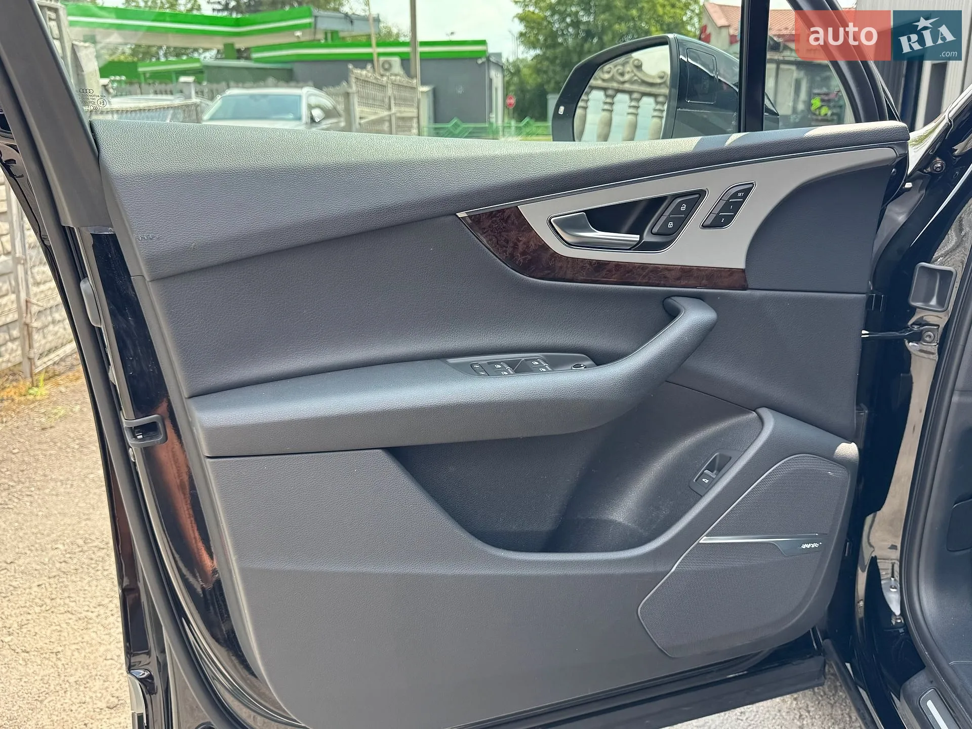 2019 Audi Q7 - мініатюра 124