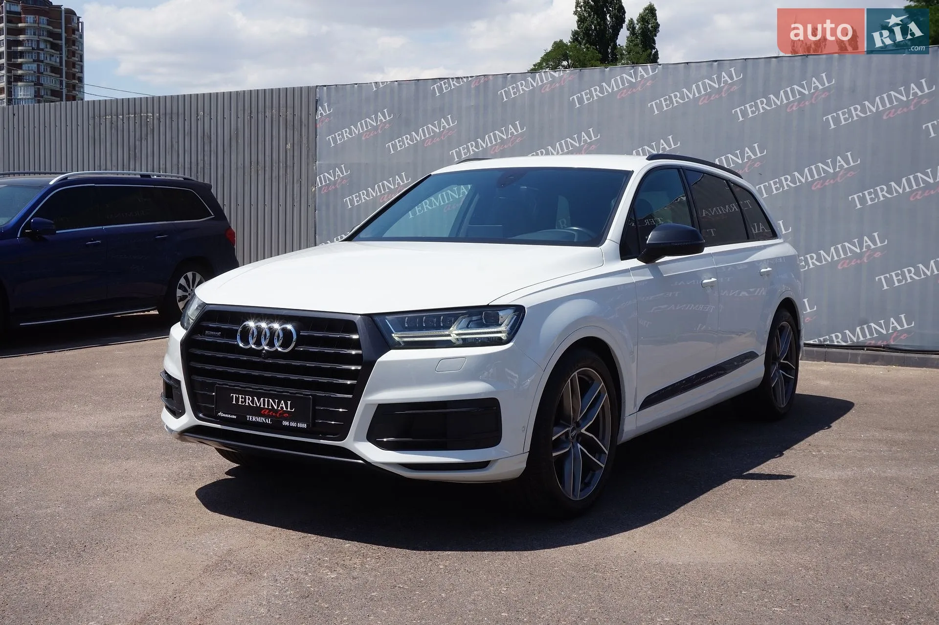 2017 Audi Q7 - мініатюра 2