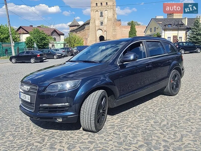 Audi Q7