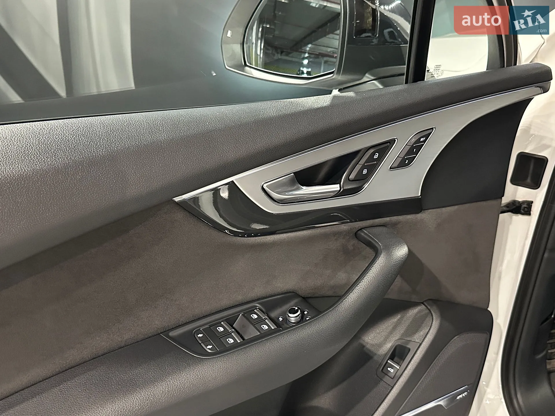 2017 Audi Q7 - мініатюра 16