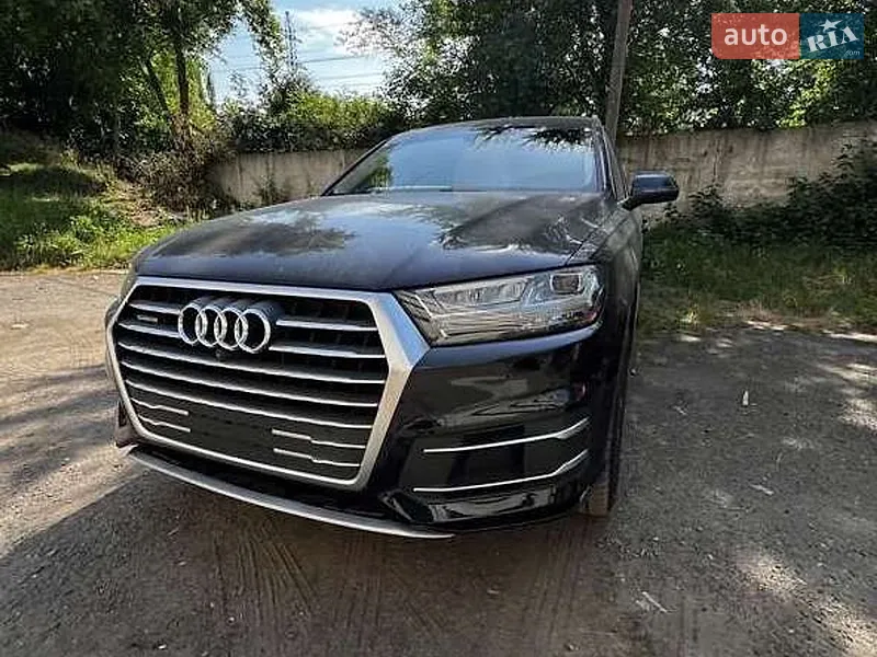 Audi Q7
