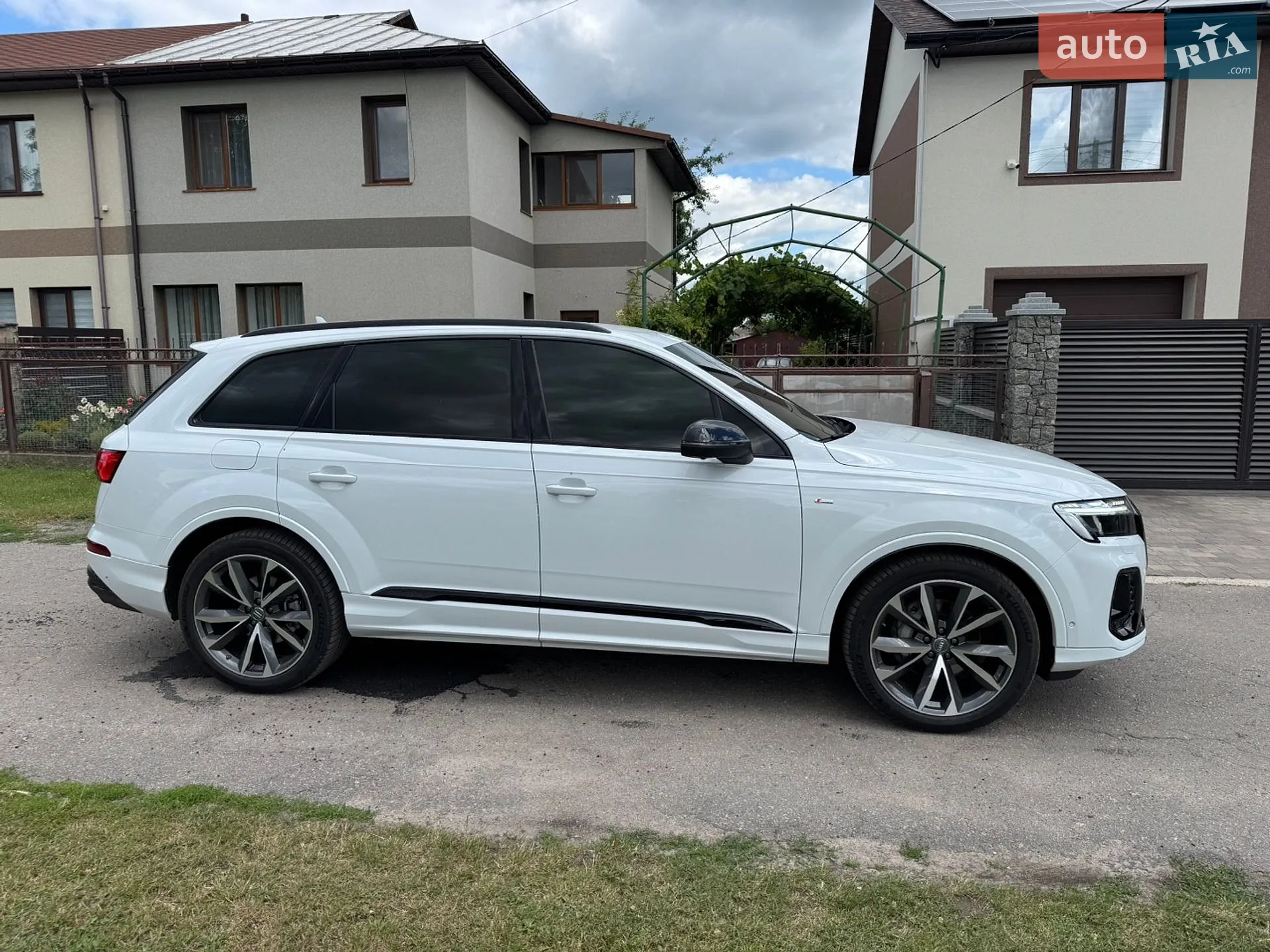 2025 Audi Q7 - мініатюра 13