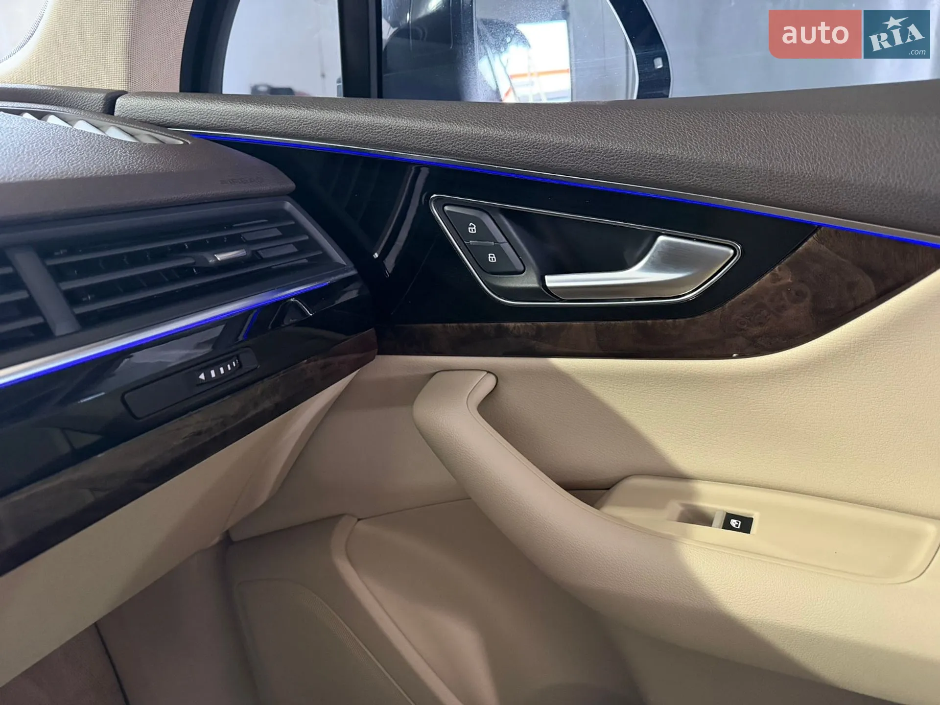 2016 Audi Q7 - мініатюра 100