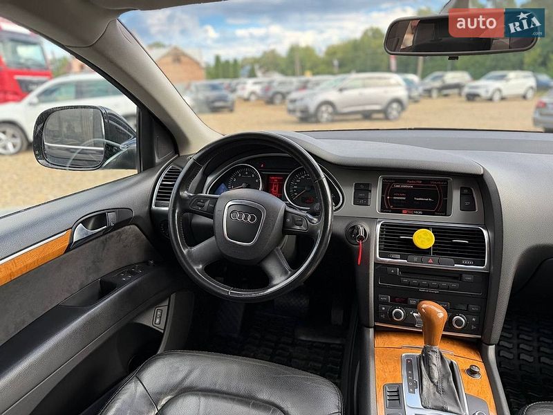 Внедорожник / Кроссовер Audi Q7 2007 в Коломые