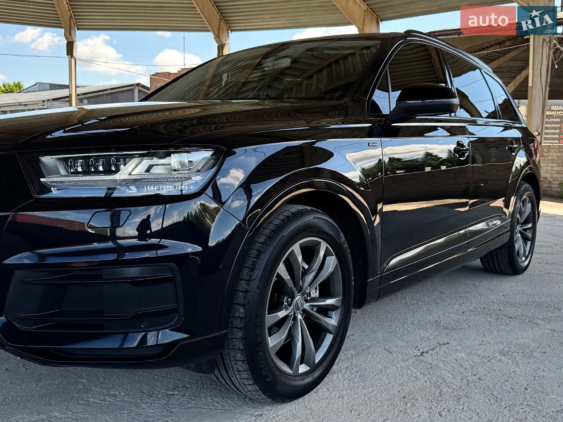 2015 Audi Q7 - мініатюра 12