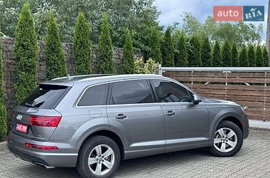 Внедорожник / Кроссовер Audi Q7 2017 в Стрые