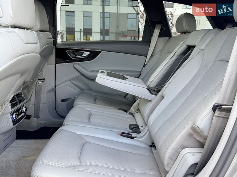 Внедорожник / Кроссовер Audi Q7 2016 в Ровно фото 23 Внедорожник / Кроссовер Audi Q7 2016 в Ровно