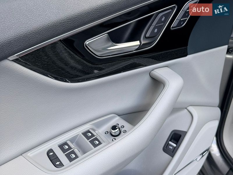 Внедорожник / Кроссовер Audi Q7 2016 в Ровно фото 39 Внедорожник / Кроссовер Audi Q7 2016 в Ровно