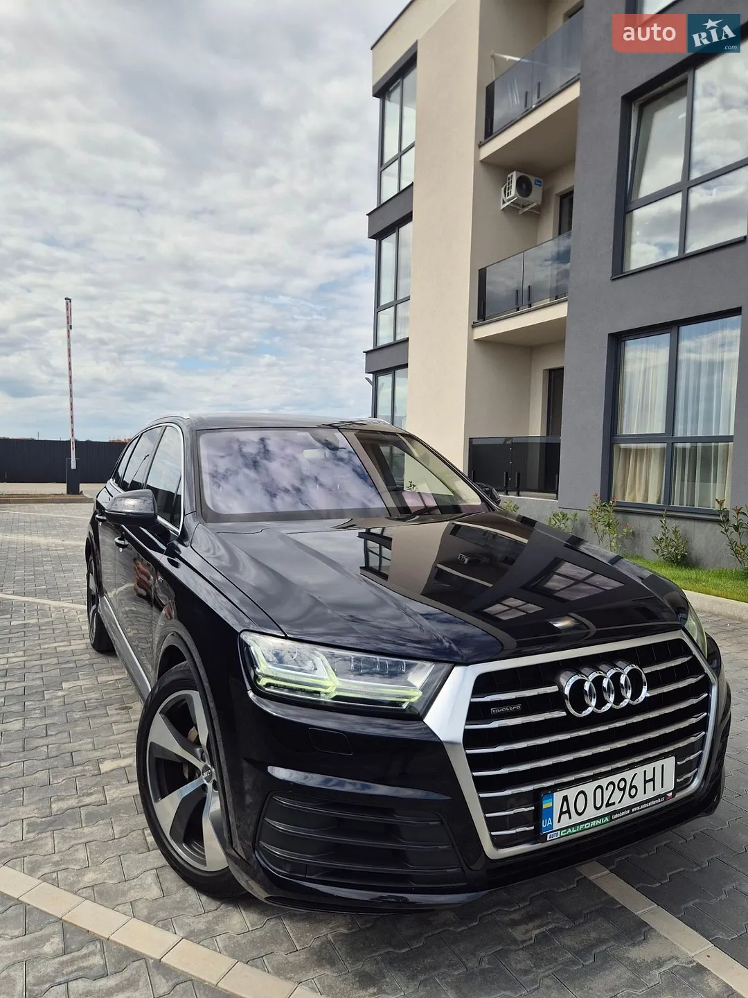 2015 Audi Q7 - фото 1