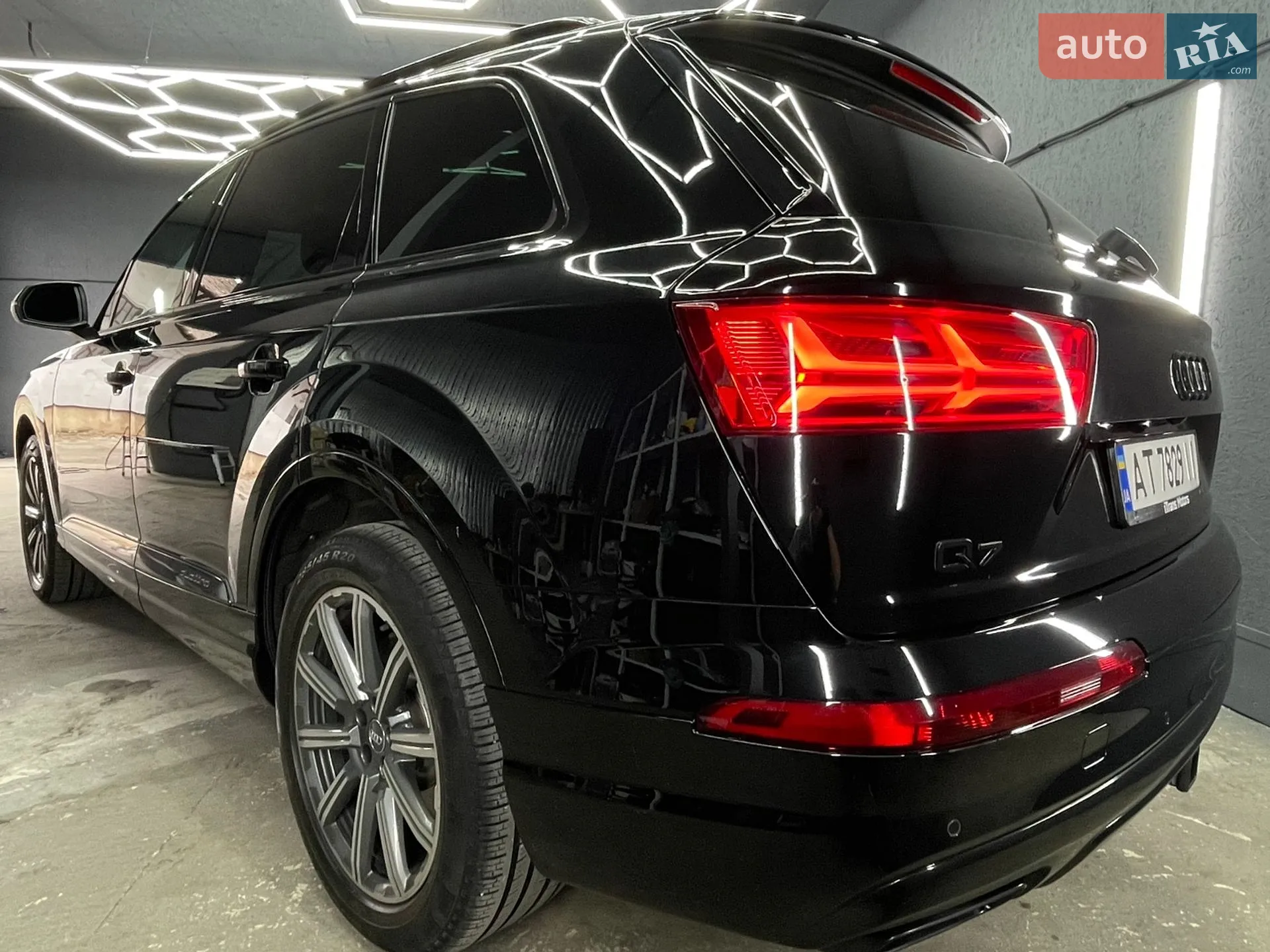 2016 Audi Q7 - мініатюра 4