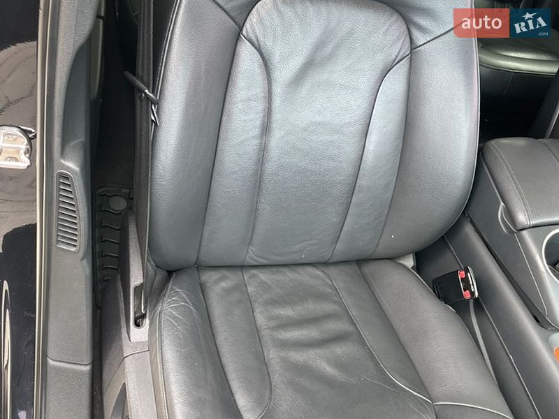 Внедорожник / Кроссовер Audi Q7 2014 в Киеве