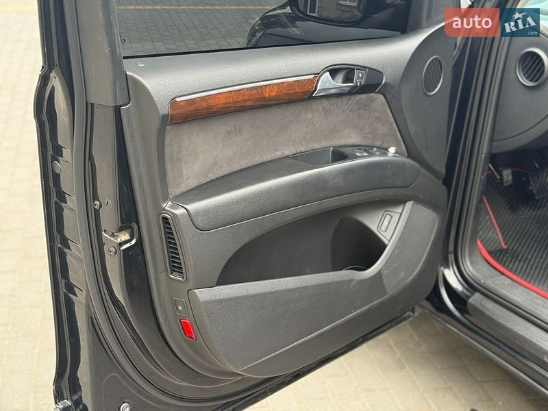 Внедорожник / Кроссовер Audi Q7 2011 в Тернополе