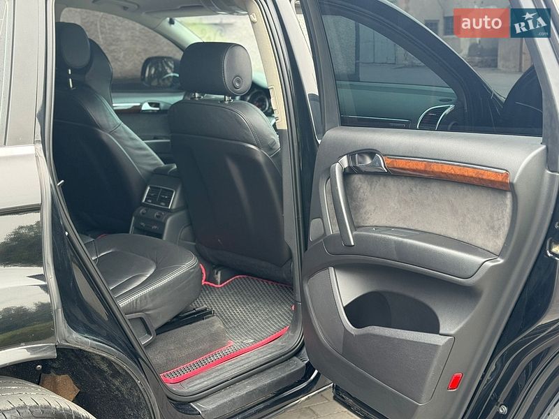 Внедорожник / Кроссовер Audi Q7 2011 в Тернополе