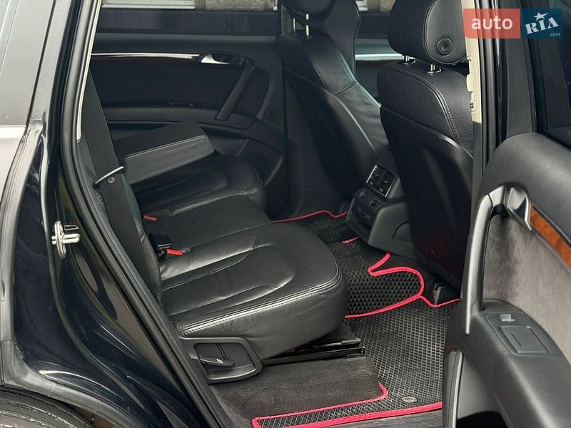 Внедорожник / Кроссовер Audi Q7 2011 в Тернополе