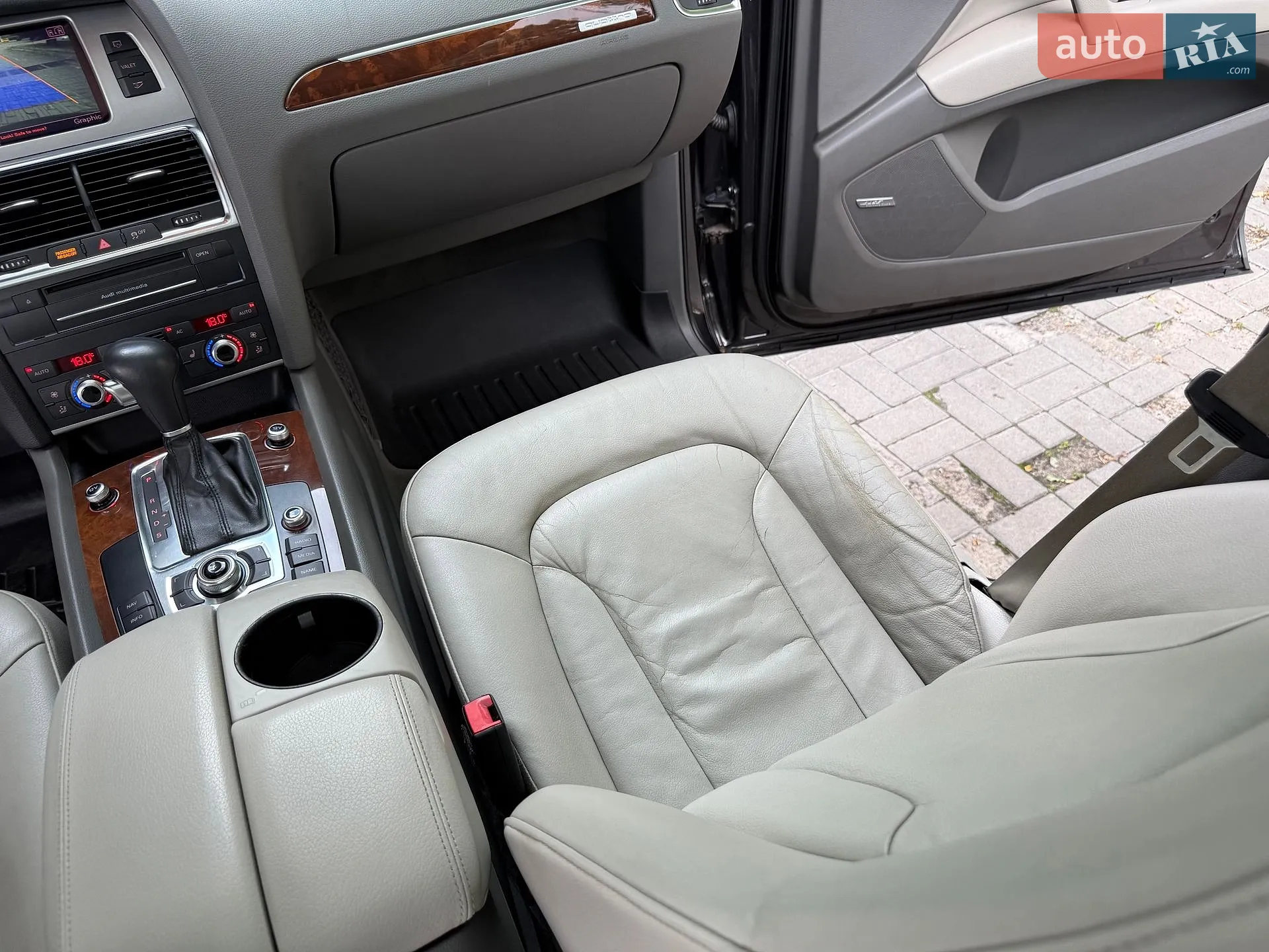 2010 Audi Q7 - мініатюра 27
