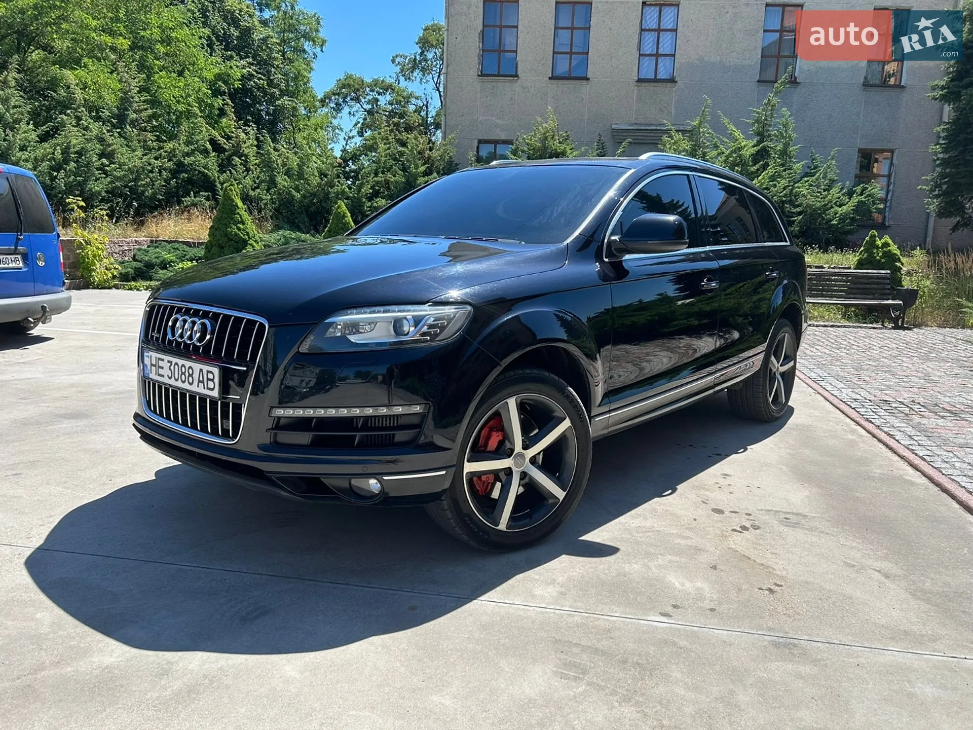 2010 Audi Q7 - мініатюра 2