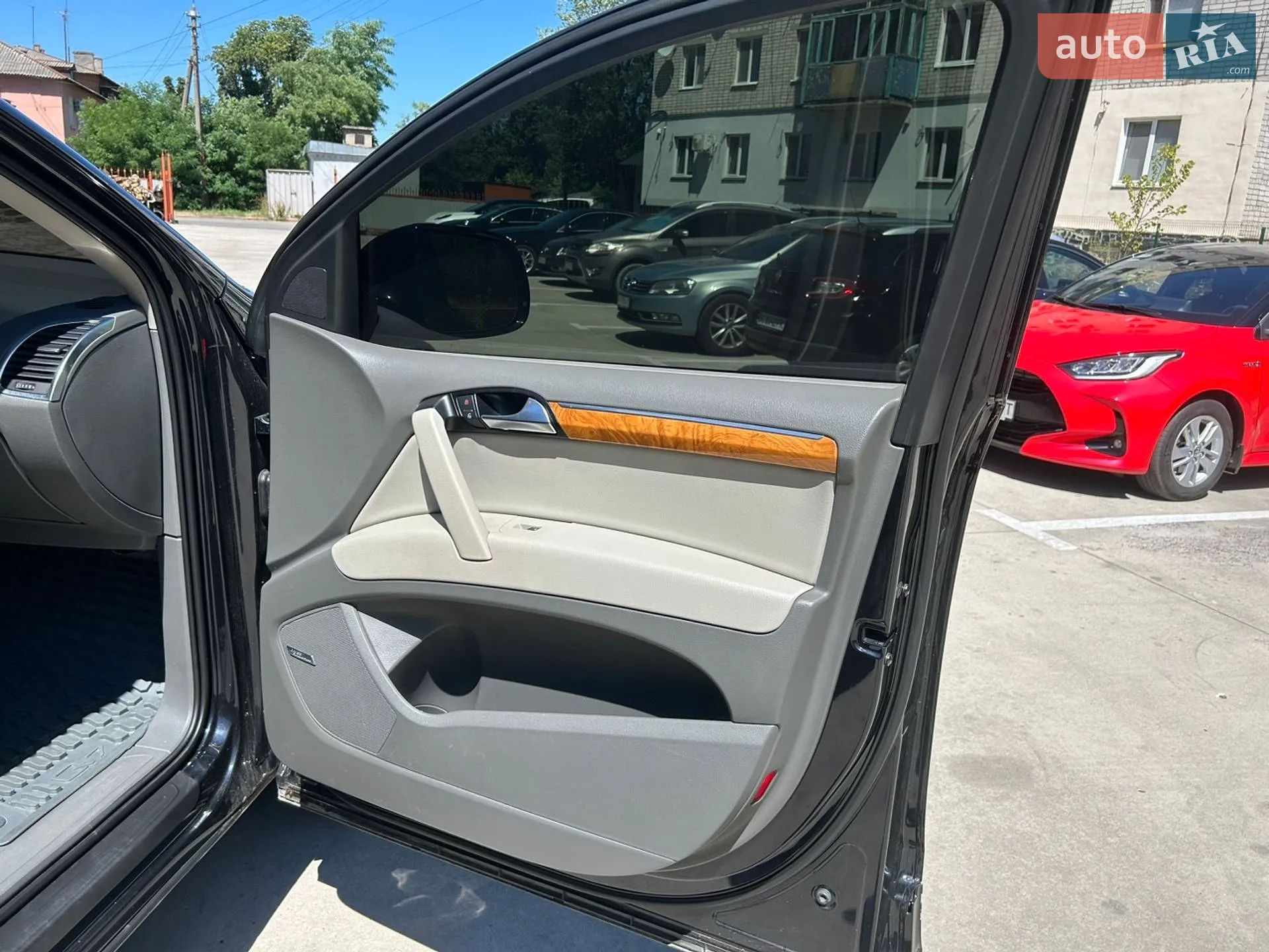 2010 Audi Q7 - мініатюра 37