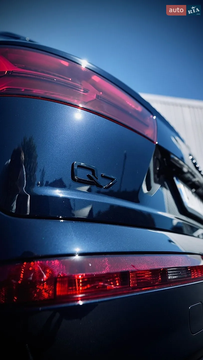 2016 Audi Q7 - мініатюра 9