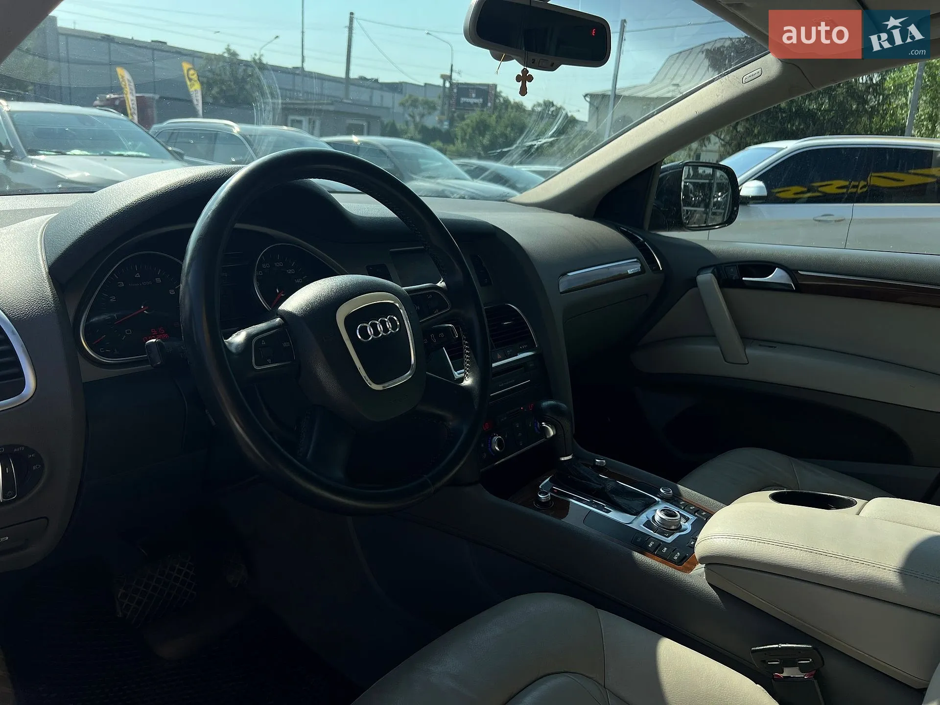 2010 Audi Q7 - мініатюра 10