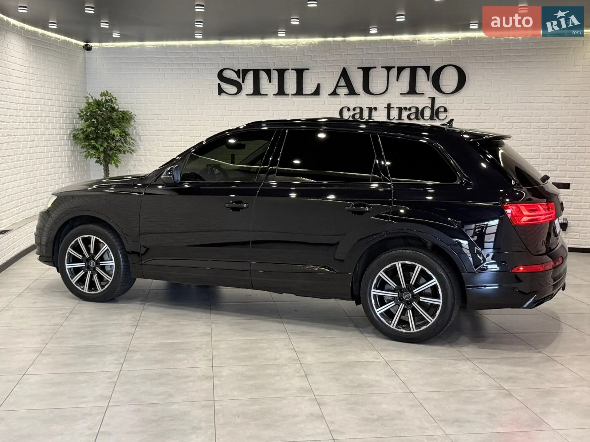 2019 Audi Q7 - мініатюра 159