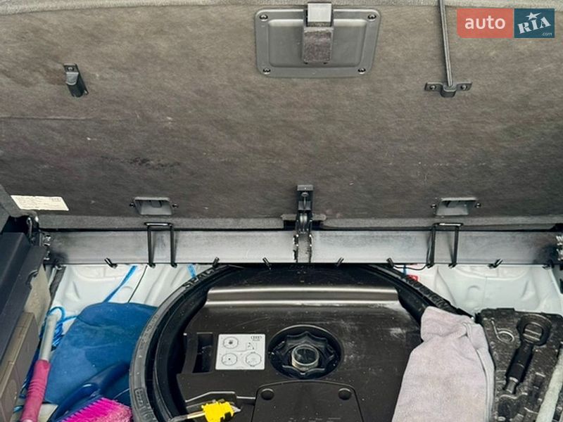 Внедорожник / Кроссовер Audi Q7 2014 в Обухове