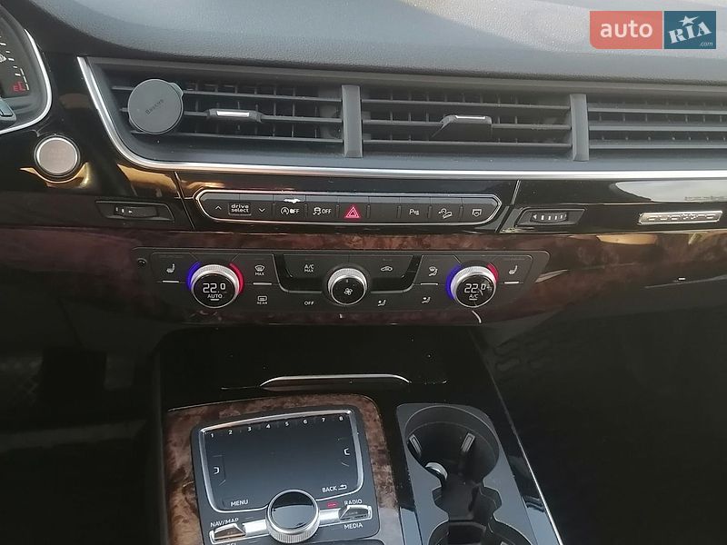 Внедорожник / Кроссовер Audi Q7 2018 в Ровно